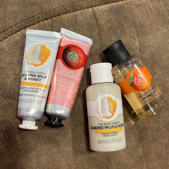 The Body Shop Bath & Body The Body Shop Lotion And Shower Cream Set